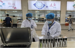 <b>焦食材变质、交叉污染、虫害繁殖等凸起问题</b>
